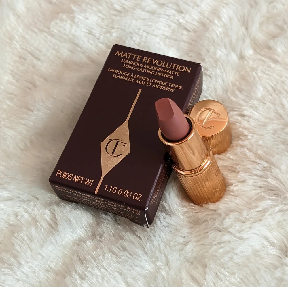 Charlotte tilbury mini lipstick